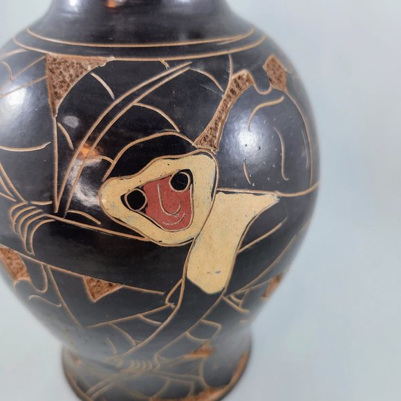 Vase Monkey Etched Pottery Signed Brown Animal Primate Home Decor Flowers Read - Picture 10 of 13